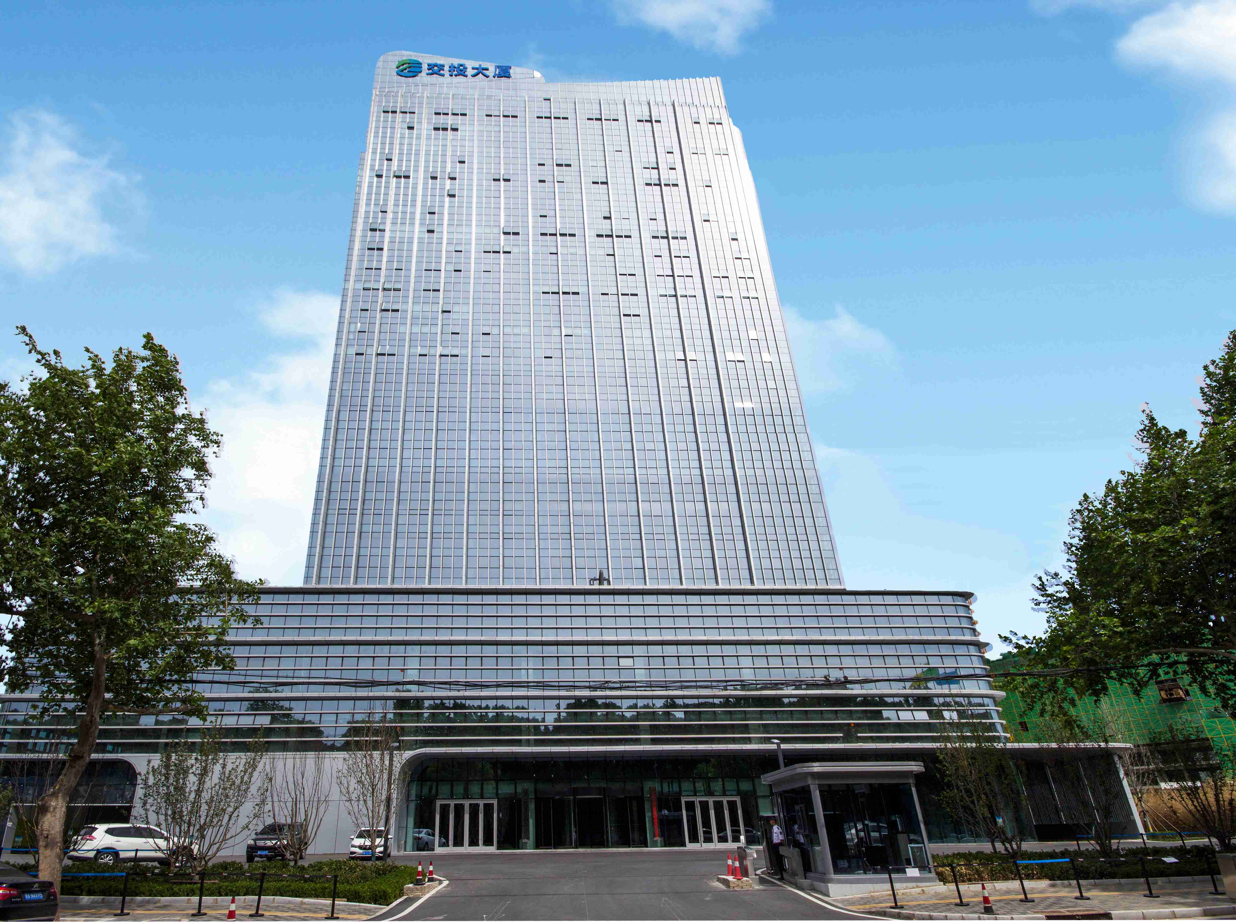 公交调度指挥中心（交投大厦）